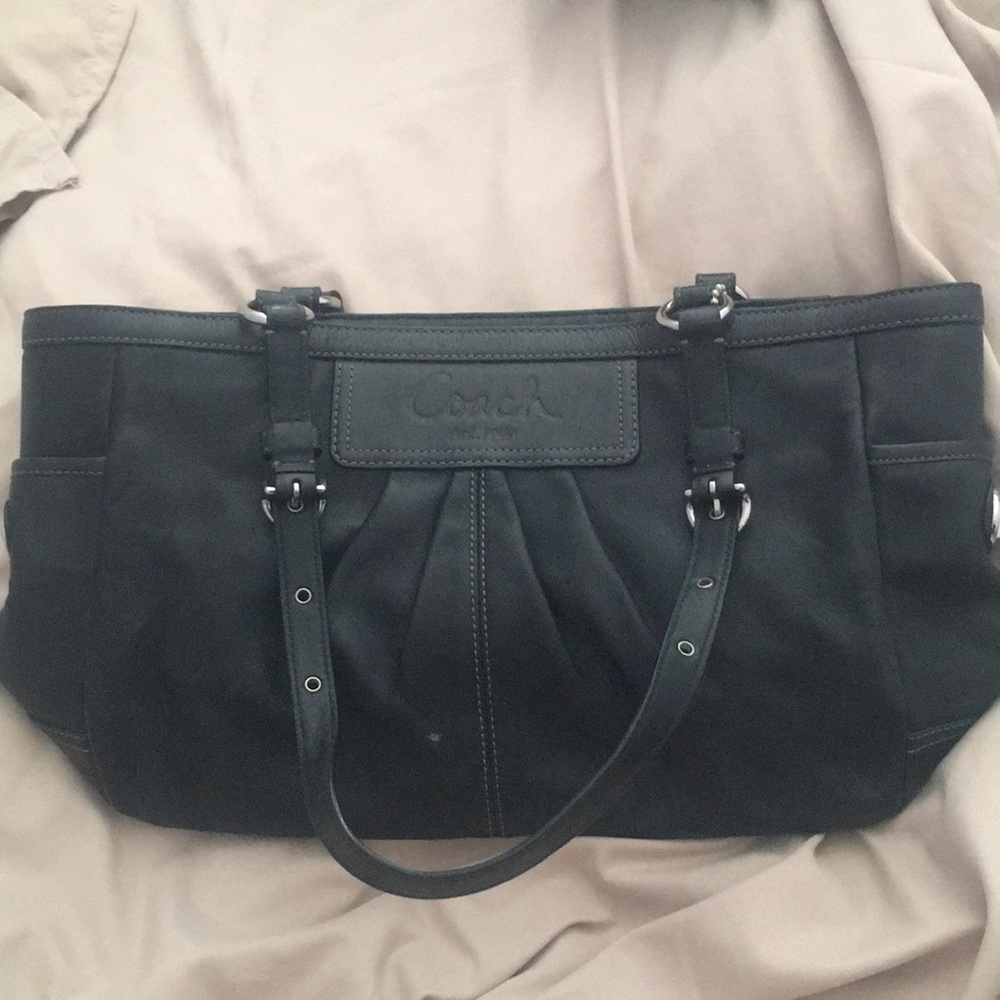 Authentic Coach Soft Leather Tote F13759